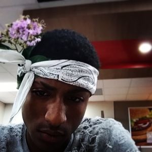 Meet your Posher, Amir